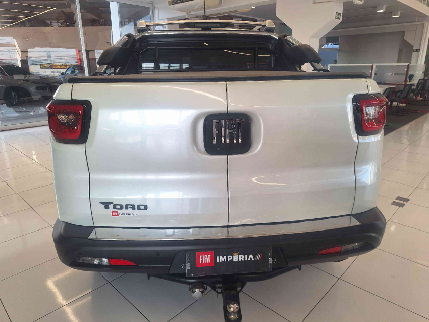 fiat toro 2.0 16v turbo diesel ranch 4wd at9 4p automatico 2022