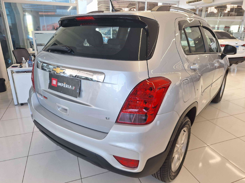 chevrolet tracker 1.4 16v turbo flex lt automatico 4p 2017 chevrolet tracker 1.4 16v turbo flex lt automatico 4p 2017