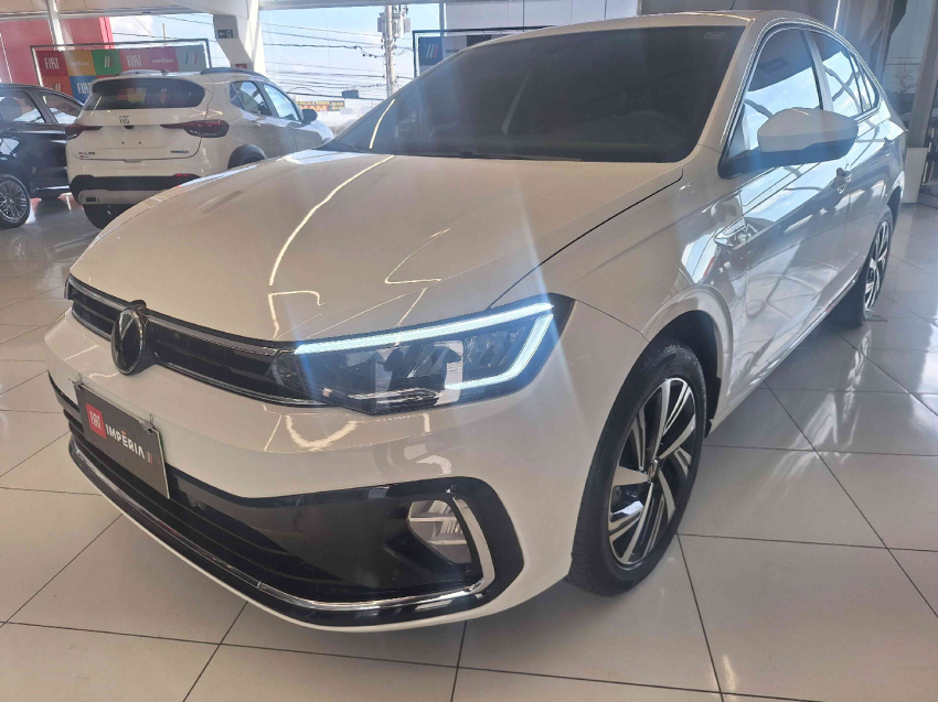 volkswagen virtus 1.0 200 tsi highline automatico flex 4p 2025