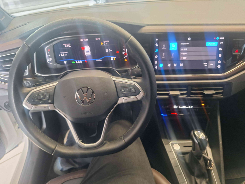 volkswagen virtus 1.0 200 tsi highline automatico flex 4p 2025
