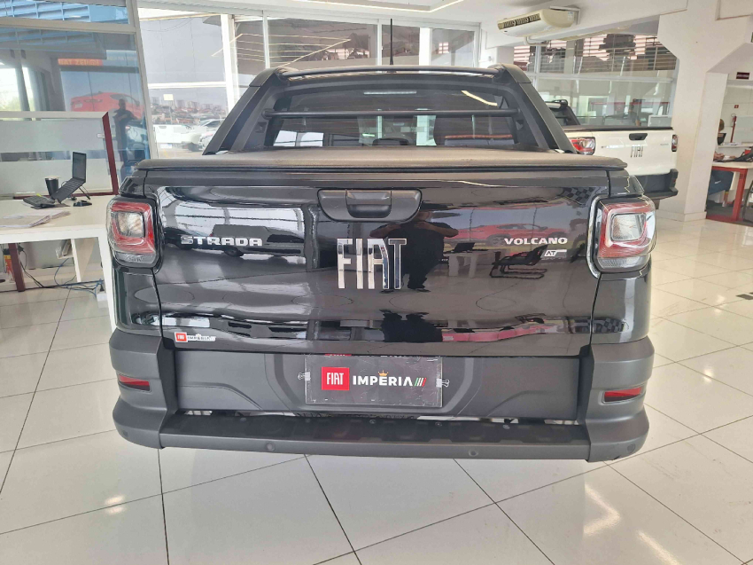 fiat strada 1.3 firefly flex volcano cd cvt 4p automatico 2024
