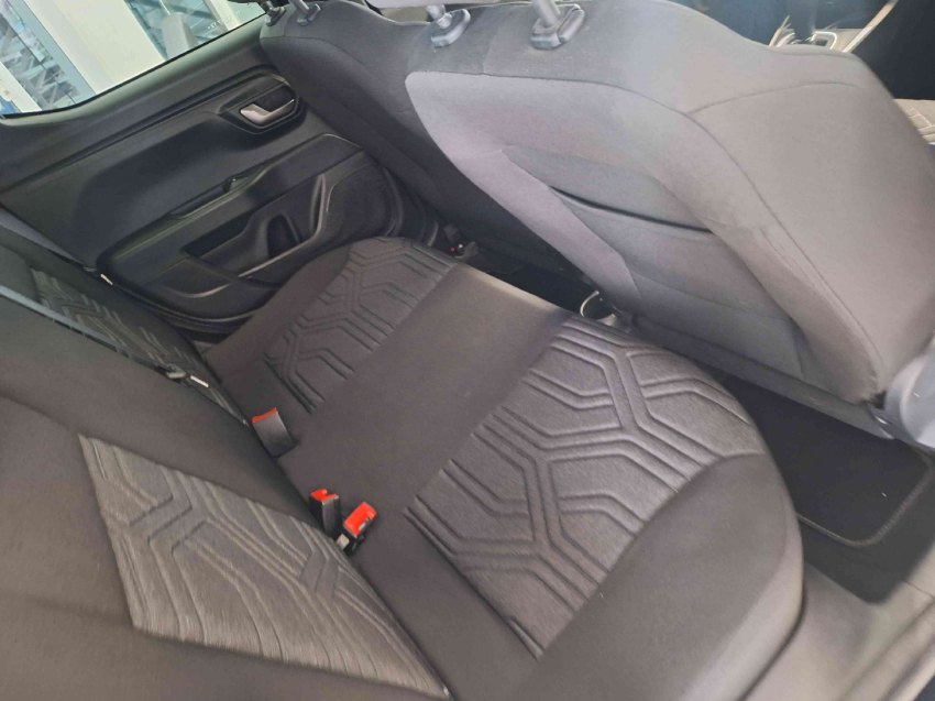 fiat strada 1.3 firefly flex volcano cd cvt 4p automatico 2024