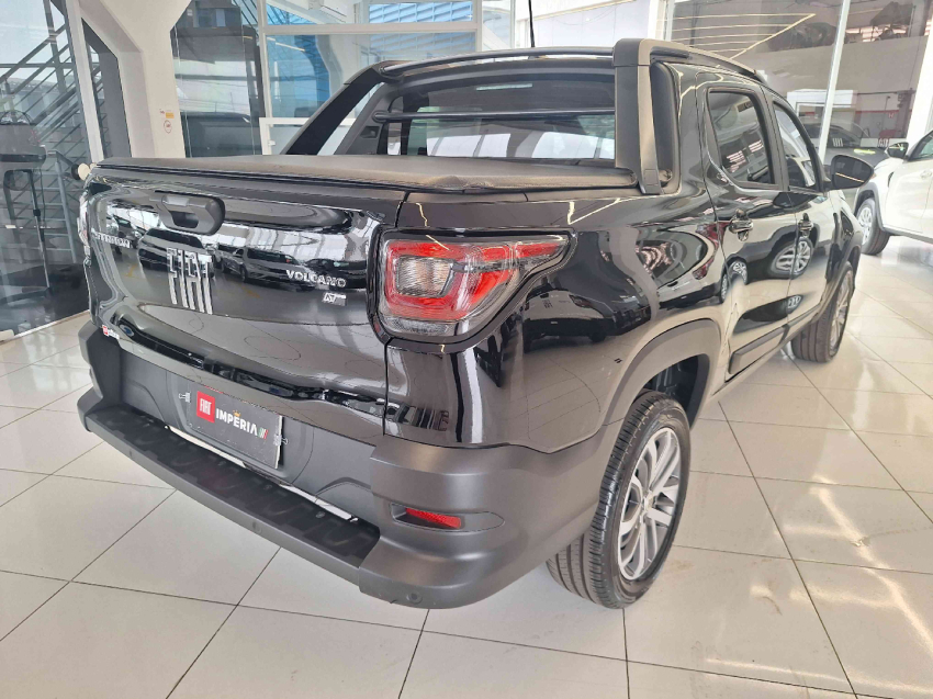 fiat strada 1.3 firefly flex volcano cd cvt 4p automatico 2024