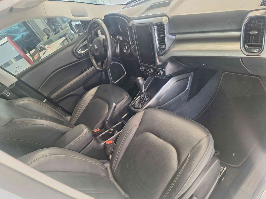 fiat toro 2.0 16v turbo diesel volcano 4wd at9 4p automatico 2022