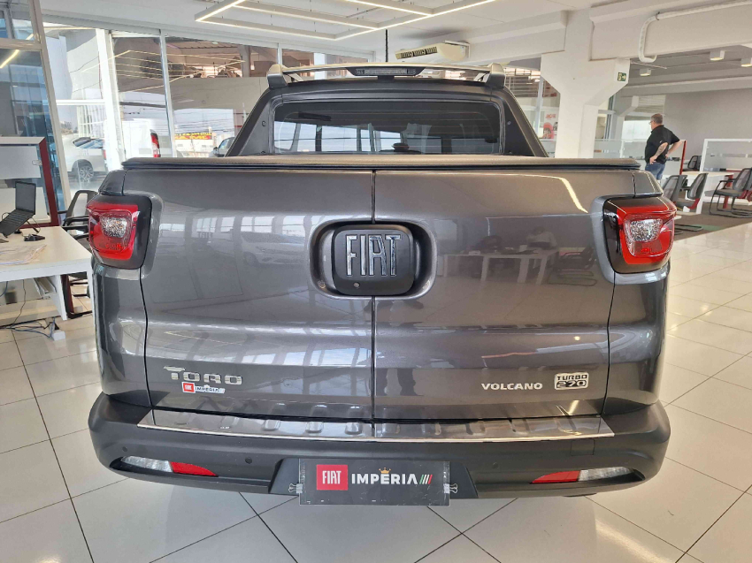 fiat toro 1.3 turbo 270 flex volcano at6 4p automatico 2022