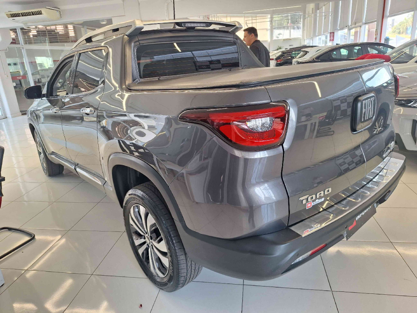fiat toro 1.3 turbo 270 flex volcano at6 4p automatico 2022