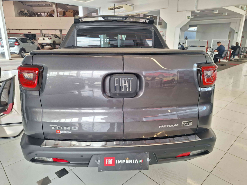 fiat toro 1.3 turbo 270 flex freedom at6 4p automatico 2025