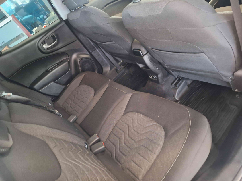 fiat toro 1.3 turbo 270 flex freedom at6 4p automatico 2025