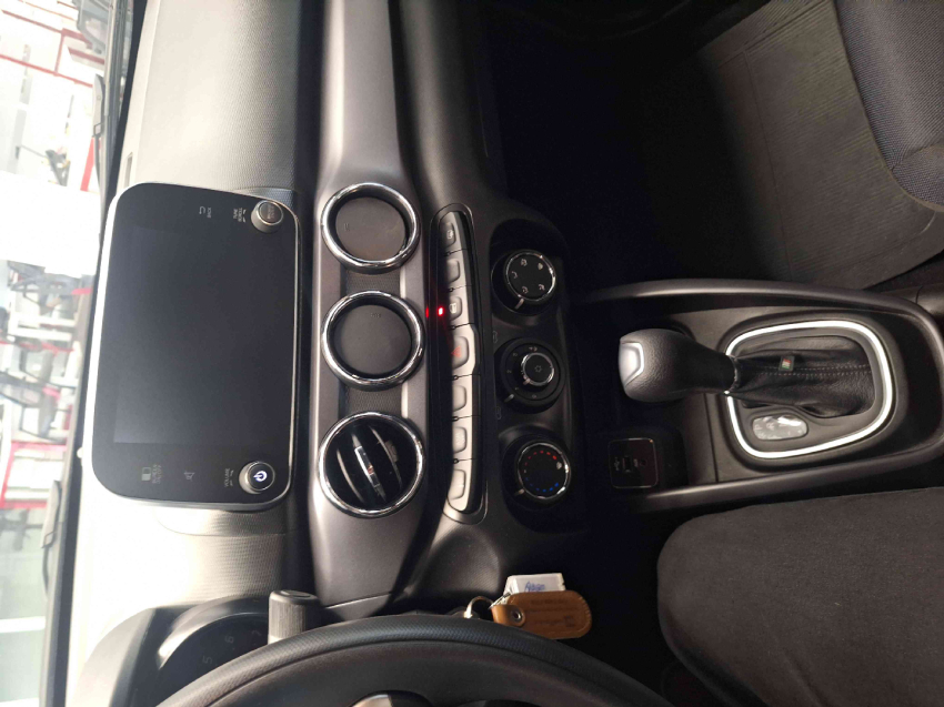 fiat argo 1.3 firefly flex trekking cvt 4p automatico 2025