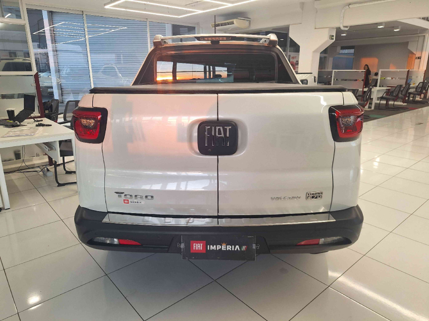 fiat toro 1.3 turbo 270 flex volcano at6 4p automatico 2024 fiat toro 1.3 turbo 270 flex volcano at6 4p automatico 2024