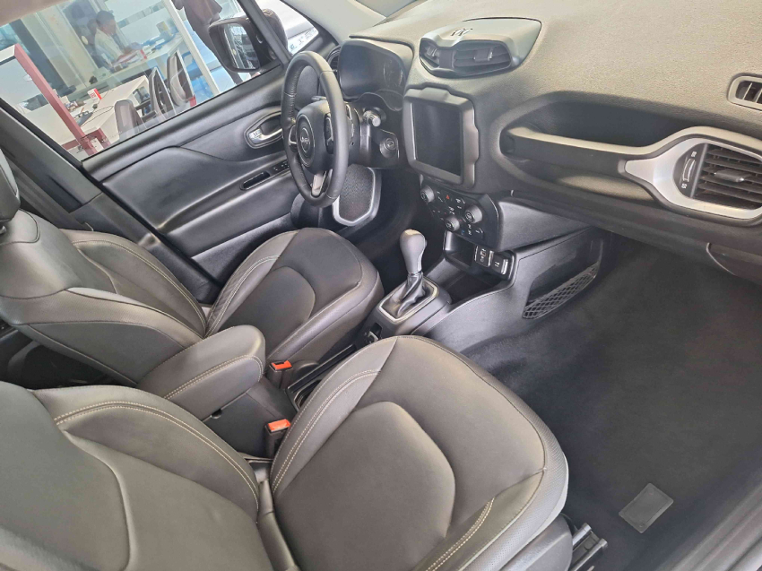 jeep renegade 1.8 16v flex longitude 4p automatico 20217