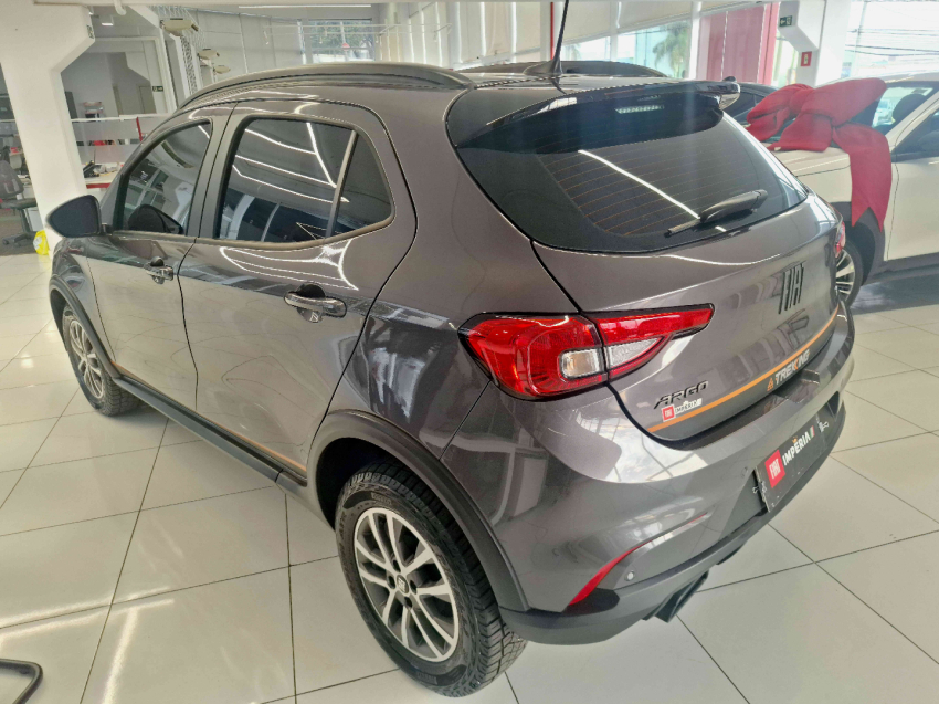 fiat argo 1.3 firefly flex trekking cvt 4p automatico 2024 fiat argo 1.3 firefly flex trekking cvt 4p automatico 2024