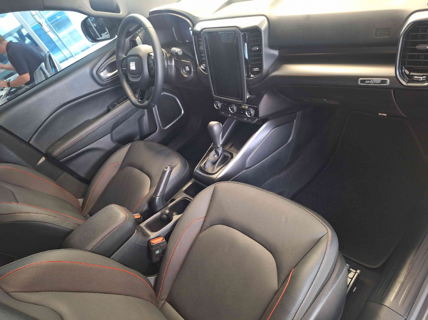 fiat toro 1.3 turbo 270 flex ultra at6 4p automatico 2025 fiat toro 1.3 turbo 270 flex ultra at6 4p automatico 2025