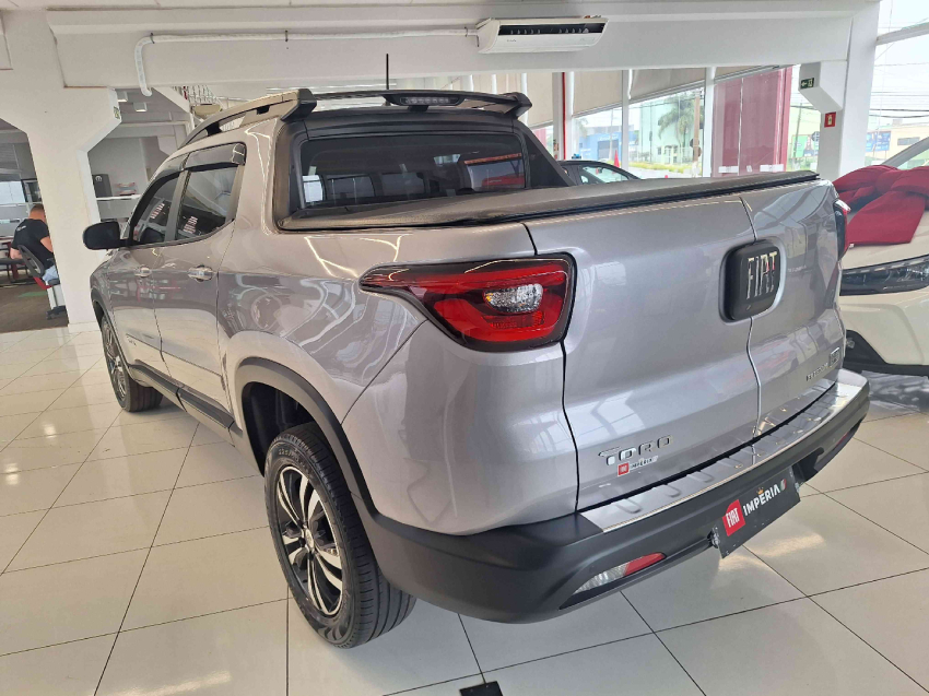 fiat toro 1.3 turbo 270 flex freedom at6 4p automatico 2023 fiat toro 1.3 turbo 270 flex freedom at6 4p automatico 2023