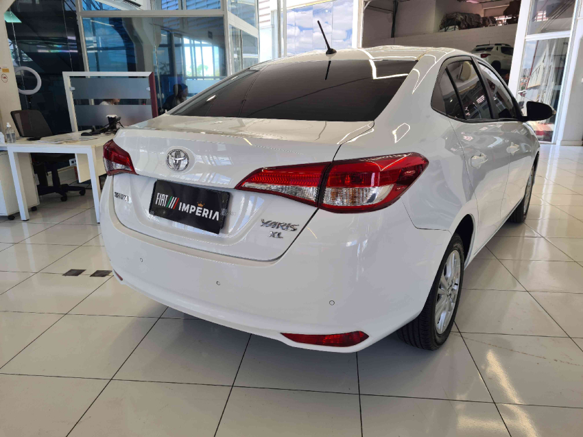 toyota yaris 1.5 16v flex sedan xl multidrive 4p automatico 20193