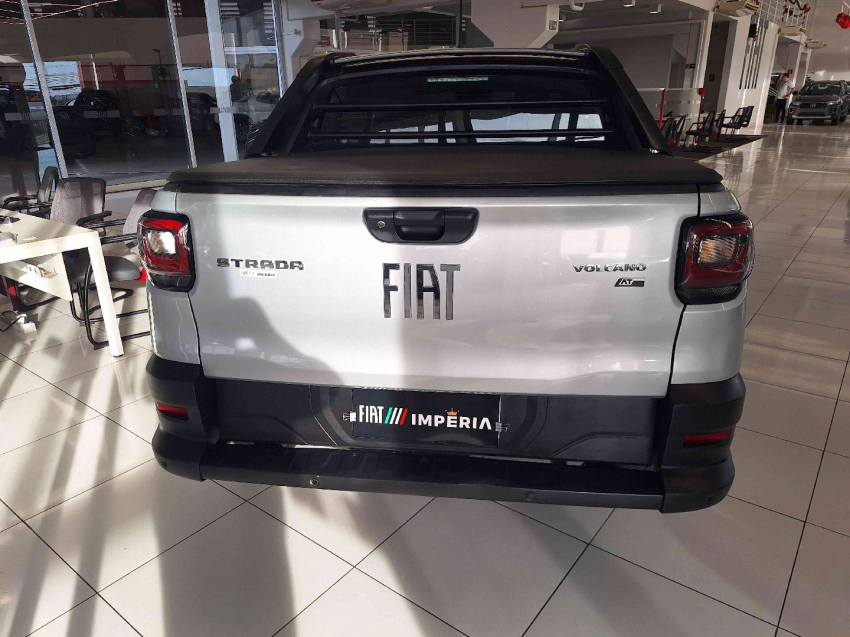 fiat strada 1.3 firefly flex volcano cd cvt 4p automatico 20235