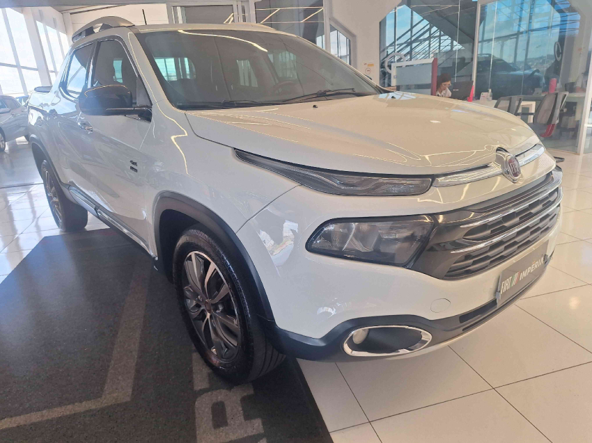 fiat toro 2.0 16v turbo diesel volcano 4wd at9 4p automatico 2019