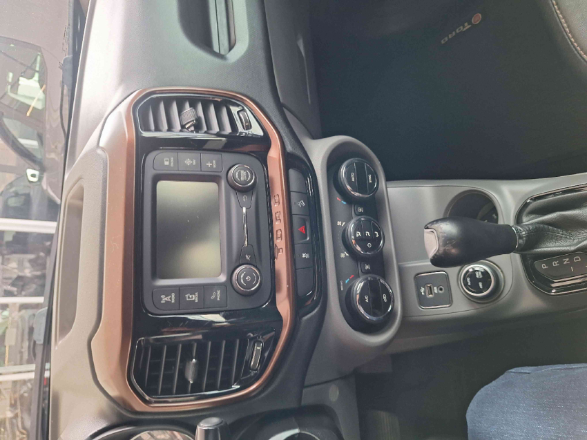 fiat toro 2.0 16v turbo diesel volcano 4wd at9 4p automatico 201910