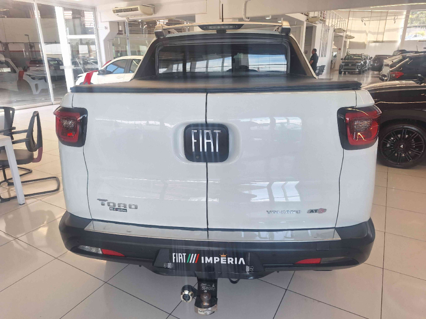 fiat toro 2.0 16v turbo diesel volcano 4wd at9 4p automatico 20195