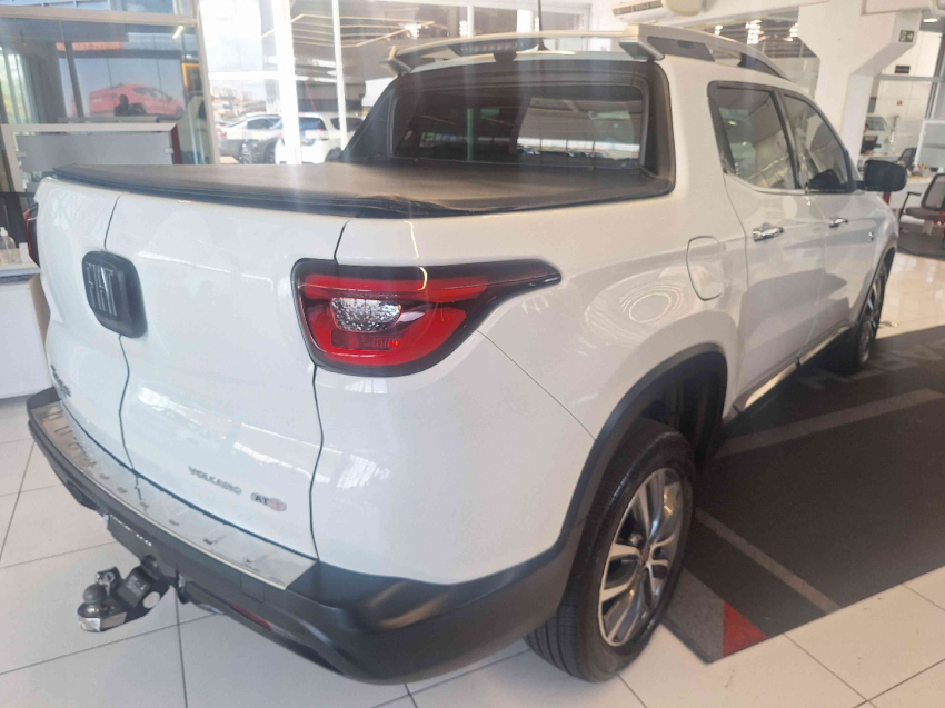fiat toro 2.0 16v turbo diesel volcano 4wd at9 4p automatico 20191