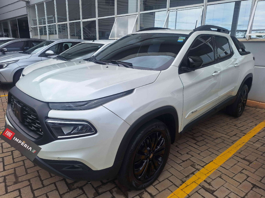 fiat toro 1.3 turbo 270 flex volcano at6 4p automatico 20232