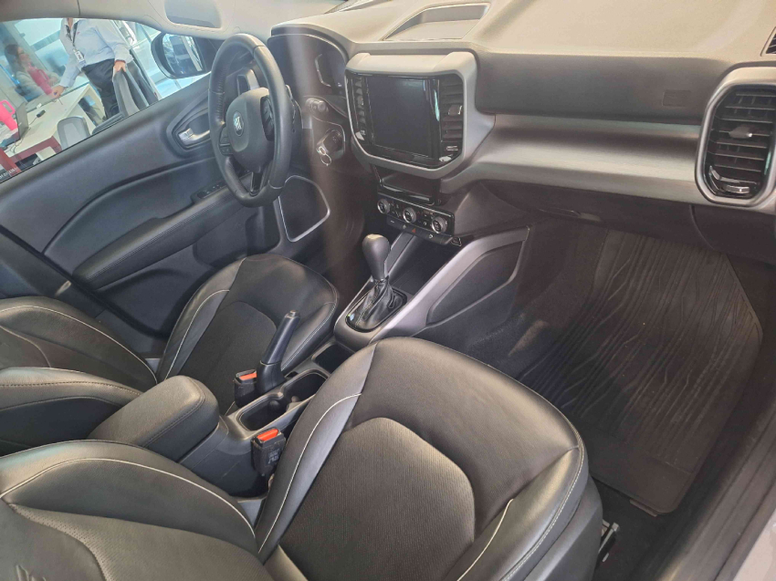 fiat toro 1.3 turbo 270 flex freedom at6 4p automatico 20227