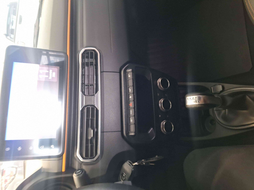 renault oroch 1.3 tce flex outsider x-tronic 4p automatico 202511