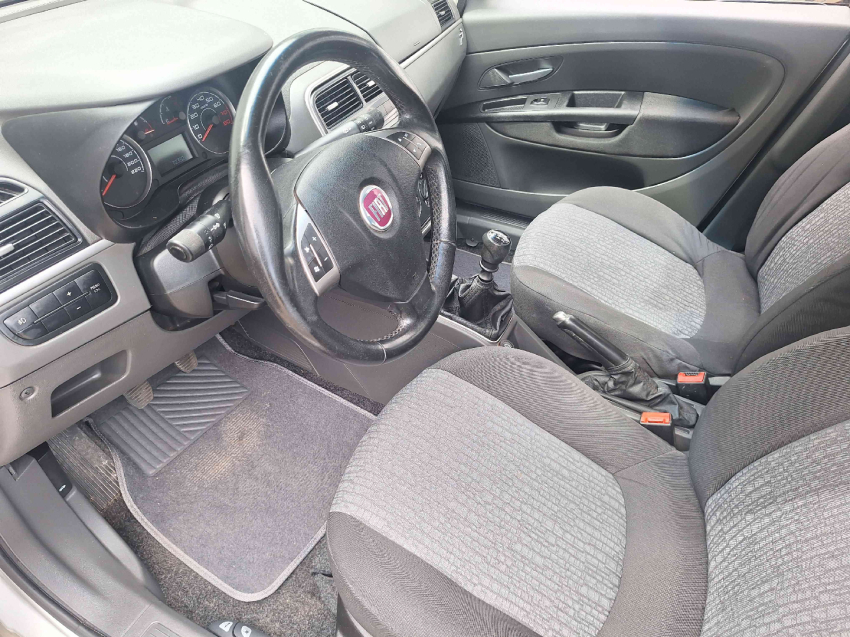 fiat punto 1.6 essence 16v flex 4p manual 20128