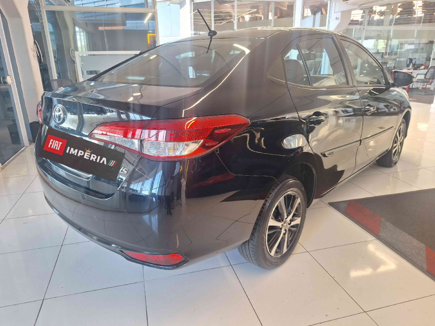 toyota yaris 1.5 16v flex sedan xs connect multidrive 4p automatico 20211