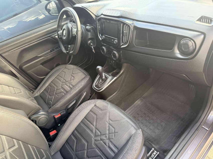 fiat strada 1.3 firefly flex volcano cd cvt 4p automatico 20237