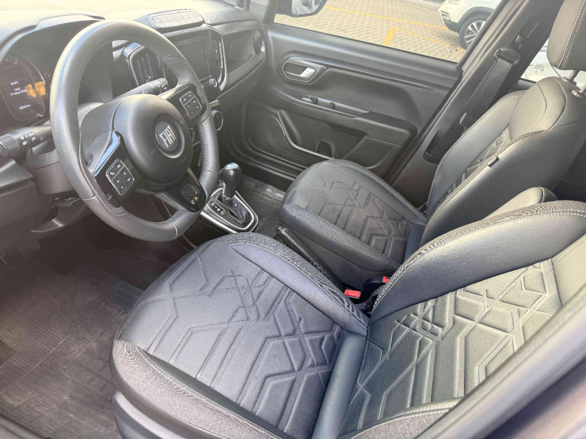 fiat strada 1.3 firefly flex volcano cd cvt 4p automatico 202312