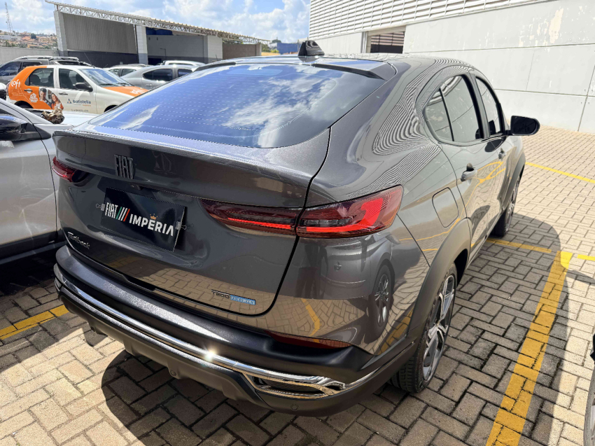 fiat fastback 1.0 turbo 200 hybrid impetus cvt flex 4p automatico 20251