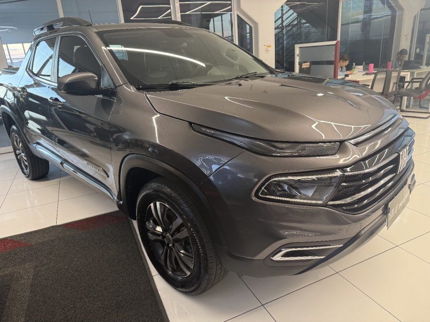 fiat toro 1.3 turbo 270 flex freedom at6 4p automatico 2023
