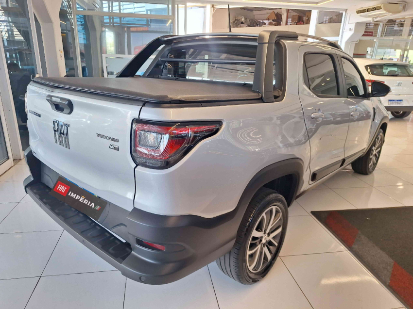 fiat strada 1.3 firefly flex volcano cd cvt 4p automatico 20241