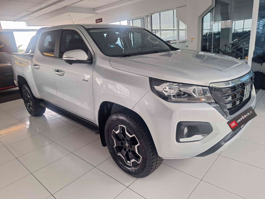 fiat titano 2.2 turbo diesel volcano 4x4 at6 flex 4p automatico 2025