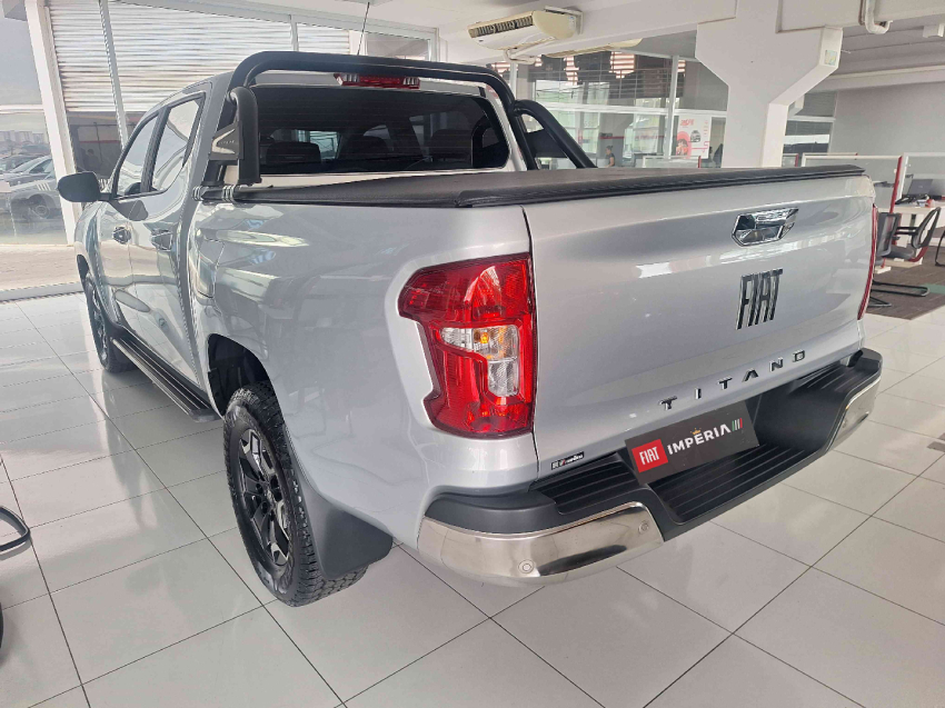 fiat titano 2.2 turbo diesel volcano 4x4 at6 flex 4p automatico 20253