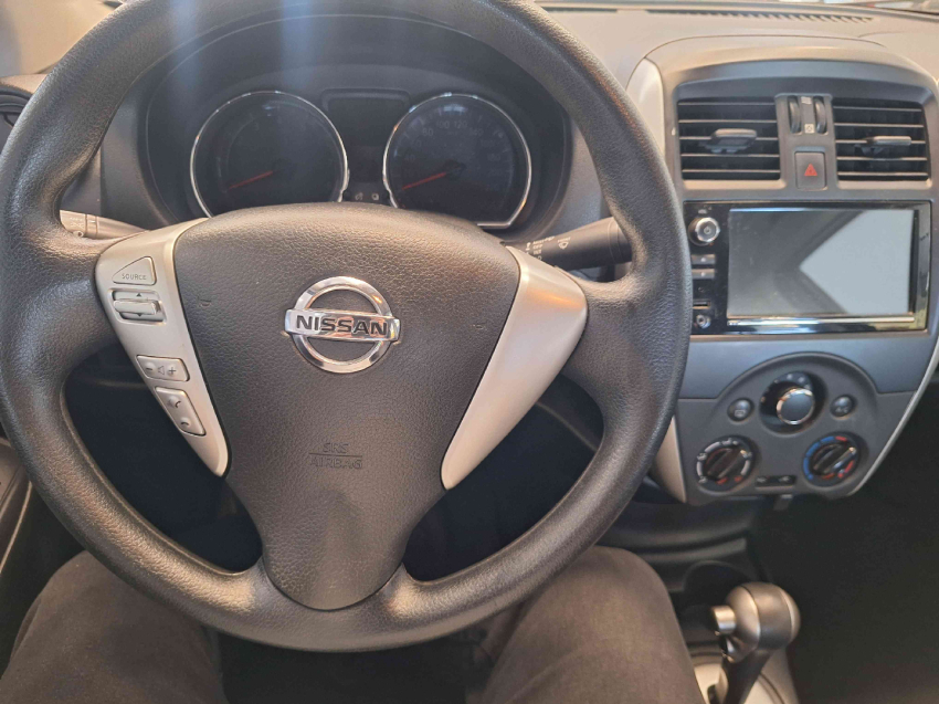 nissan versa 1.6 16v flexstart sv 4p xtronic flex automatico 20209