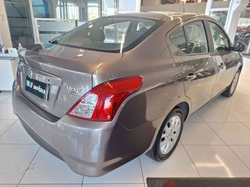 nissan versa 1.6 16v flexstart sv 4p xtronic flex automatico 20201