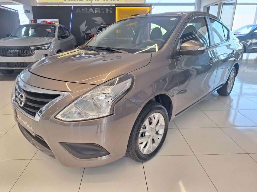 nissan versa 1.6 16v flexstart sv 4p xtronic flex automatico 20202