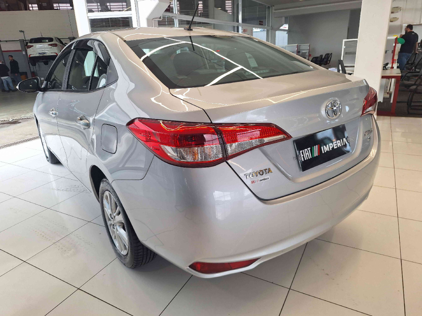 toyota yaris 1.5 16v flex sedan xl manual 4p 20193