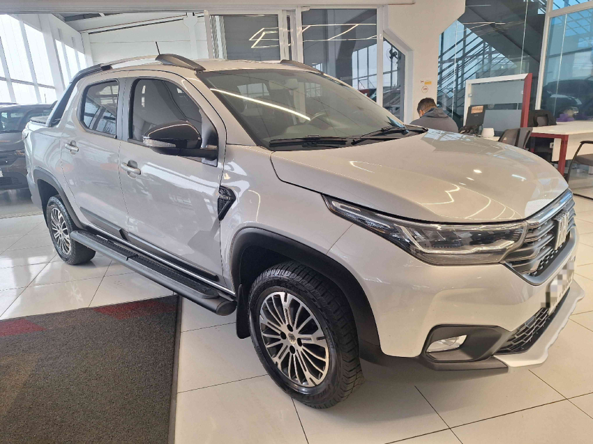 fiat strada 1.3 firefly flex ranch cd cvt 4p automatico 2023