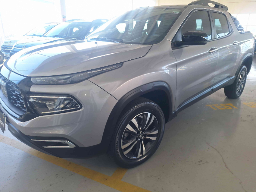 fiat toro 1.3 turbo 270 flex freedom at6 4p automatico 20252