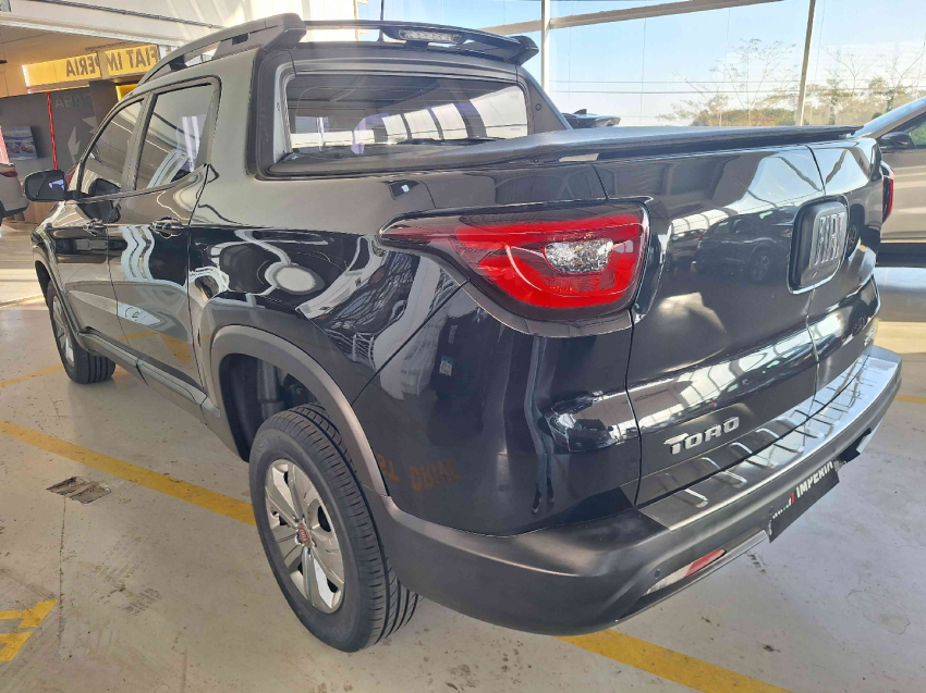 fiat toro 1.8 16v evo flex freedom at6 4p automatico 20213
