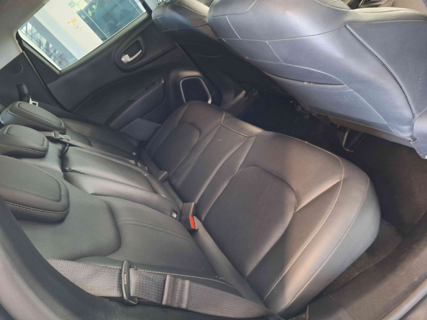 fiat toro 1.3 turbo 270 flex volcano at6 4p automatico 20256