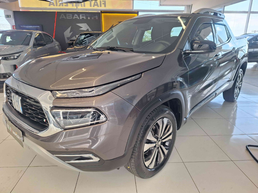 fiat toro 1.3 turbo 270 flex volcano at6 4p automatico 20252