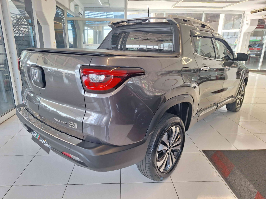 fiat toro 1.3 turbo 270 flex volcano at6 4p automatico 20251