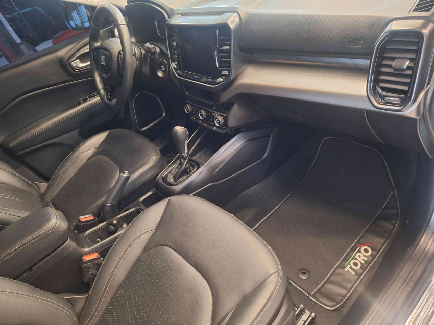 fiat toro 1.3 turbo 270 flex volcano at6 4p automatico 20239
