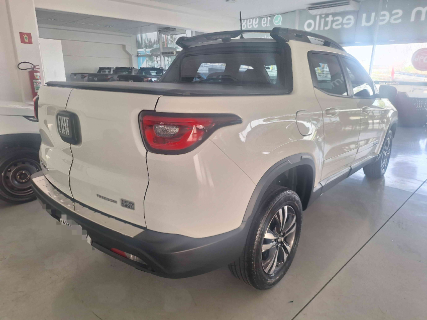 fiat toro 1.3 turbo 270 flex freedom at6 4p automatico 20251