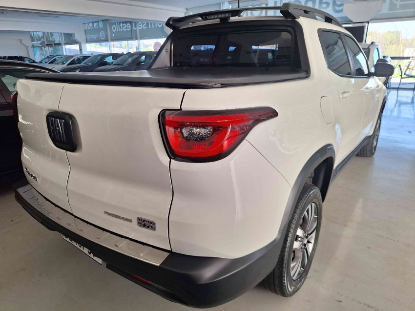 fiat toro 1.3 turbo 270 flex freedom at6 4p automatico 20241