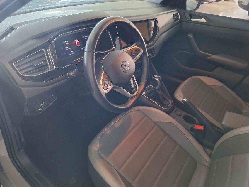 volkswagen nivus 1.0 200 tsi total flex highline automatico 4p 20244
